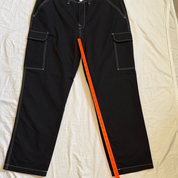True Religion Black Cargo Pants with White Stitching Y2K - Picture 8 of 12